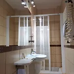 Podjadek 3*
