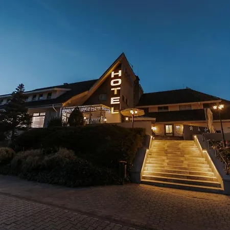 Hotel Podjadek