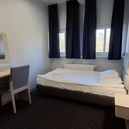 Hotel Podjadek 3*