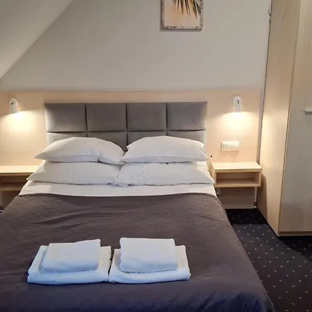 Podjadek Szálloda 3*