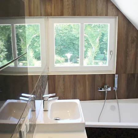 Podjadek מלון 3*