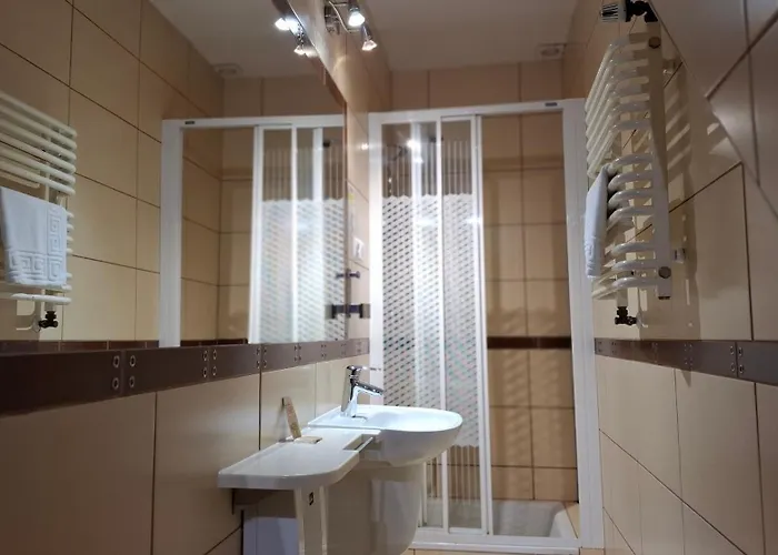 博雅德克酒店 3*